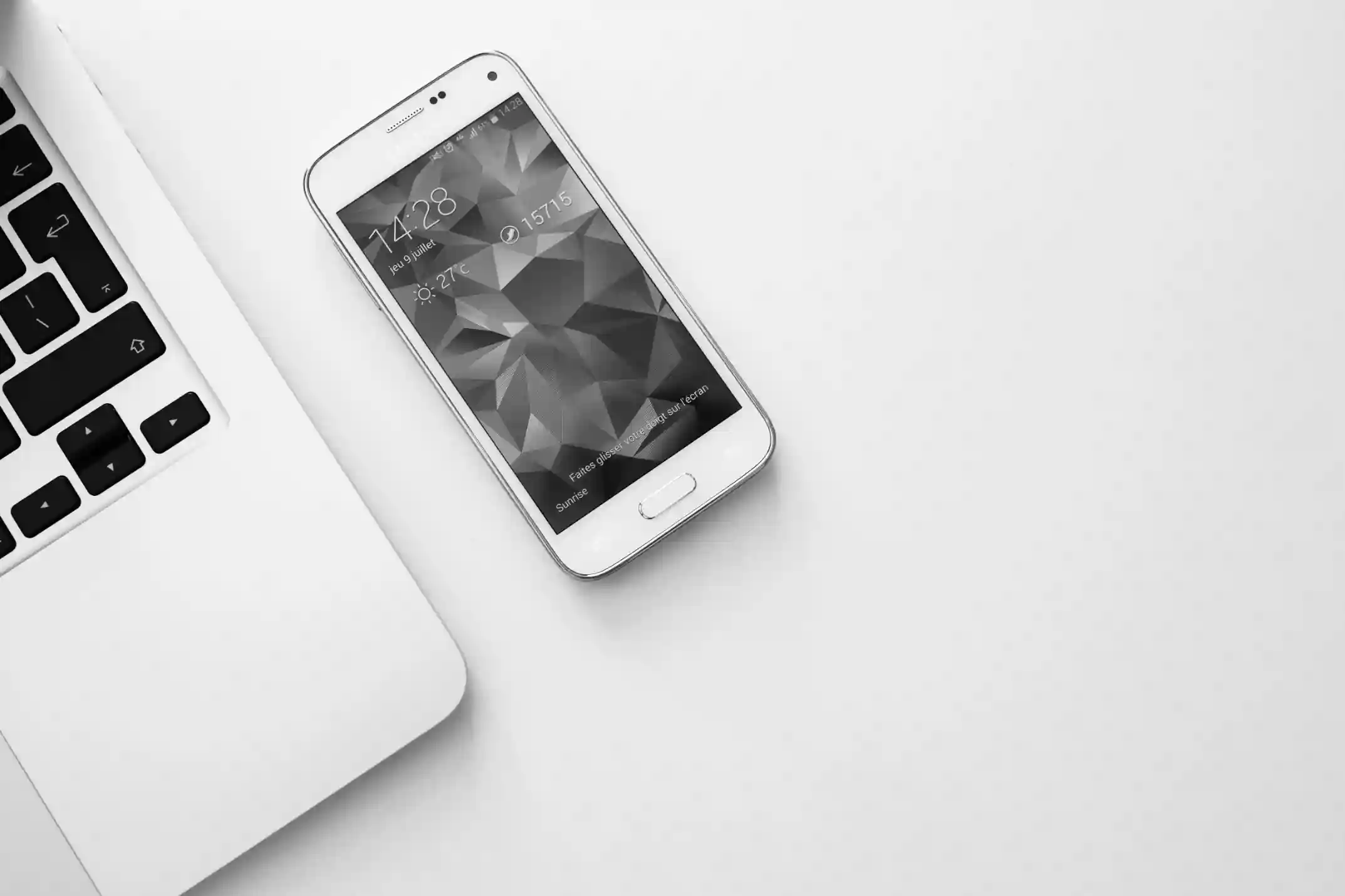 Einfache Geräteinstallation – IT-Service TriNova